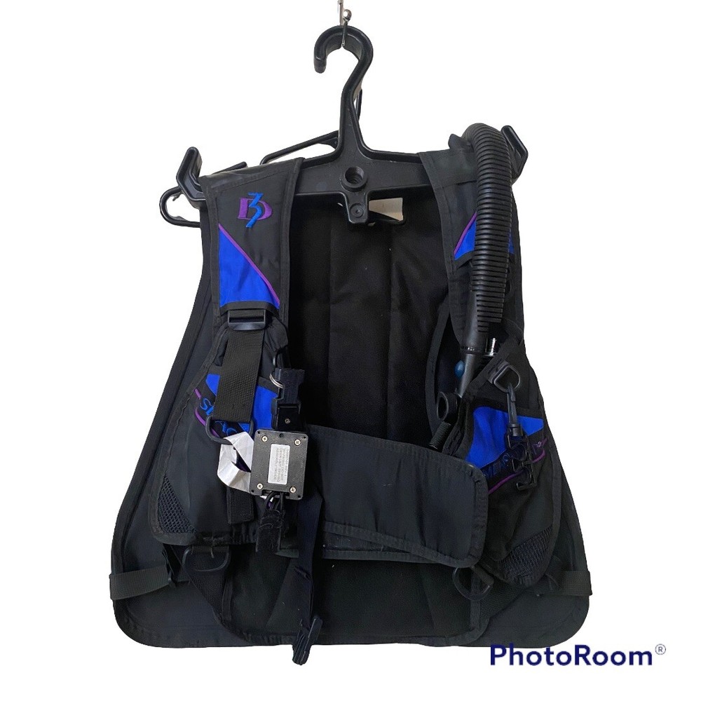 SeaQuest D3 Dimension XP vest Medium Scuba Blue & Black