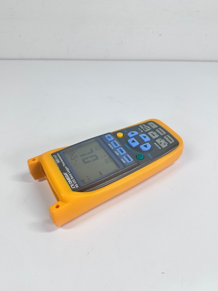NEW Omega HH147 Data Logger Thermometer RS-232