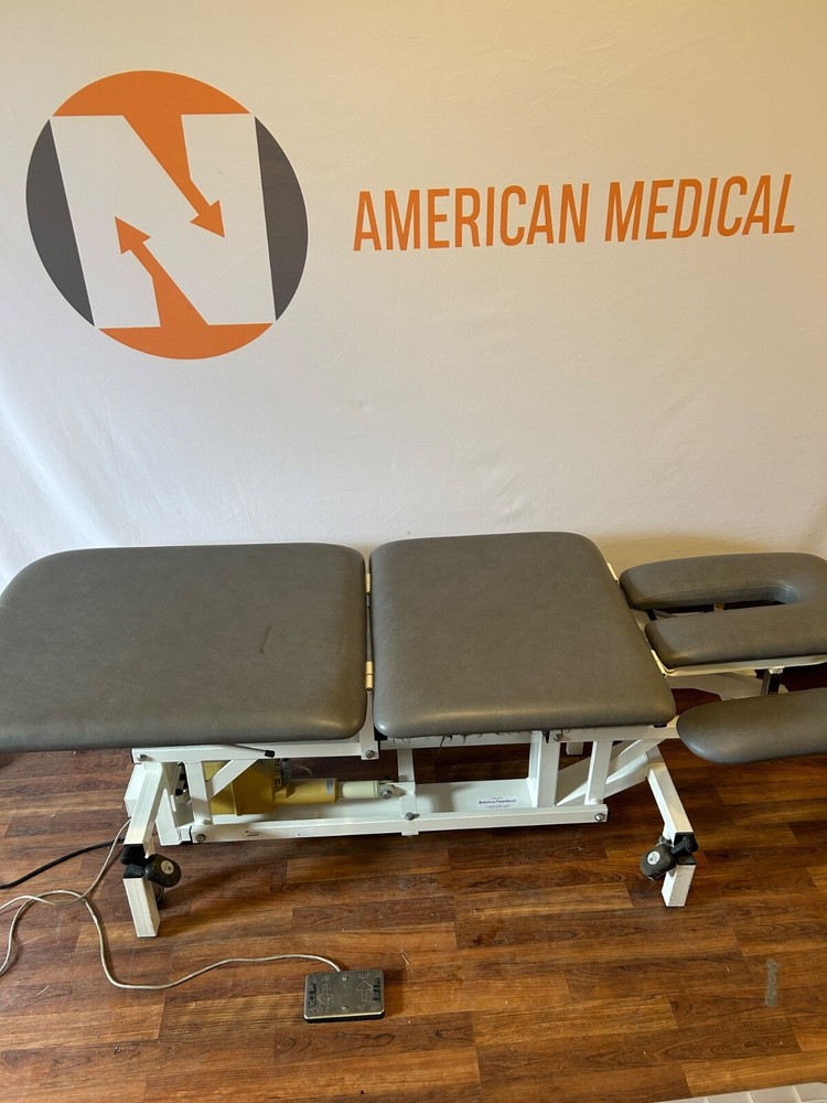 Huntleigh 9232C/UL/SFS High Low Power Treatment Table