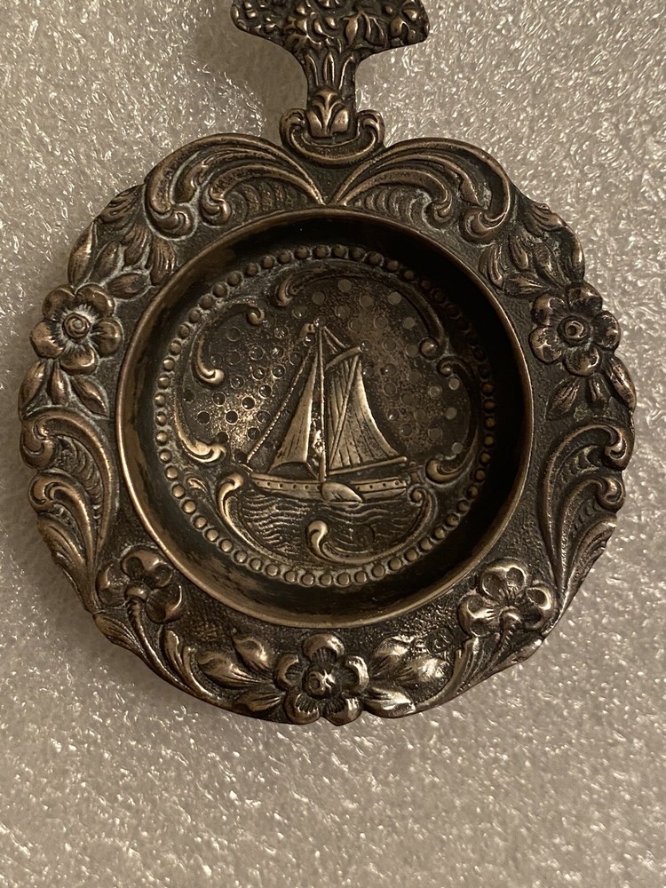 Very Fine Dutch Silver Hallmarked Repousse Tea Strainer Figural Sailing Ships