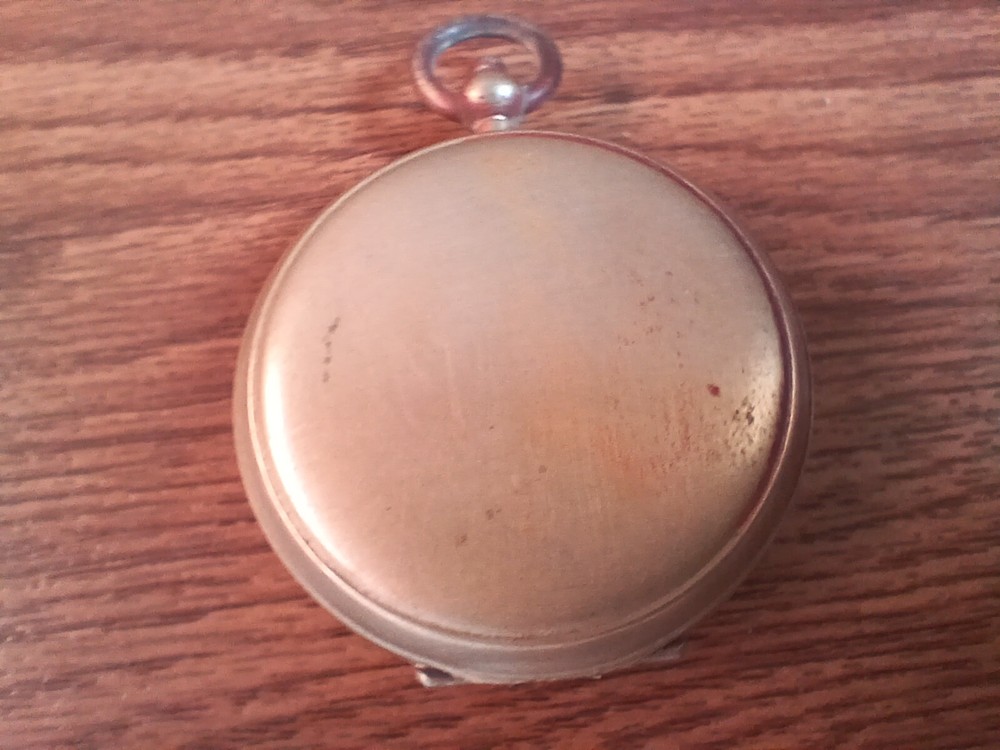 Rare vintage dial operating pocket compass (WWI).