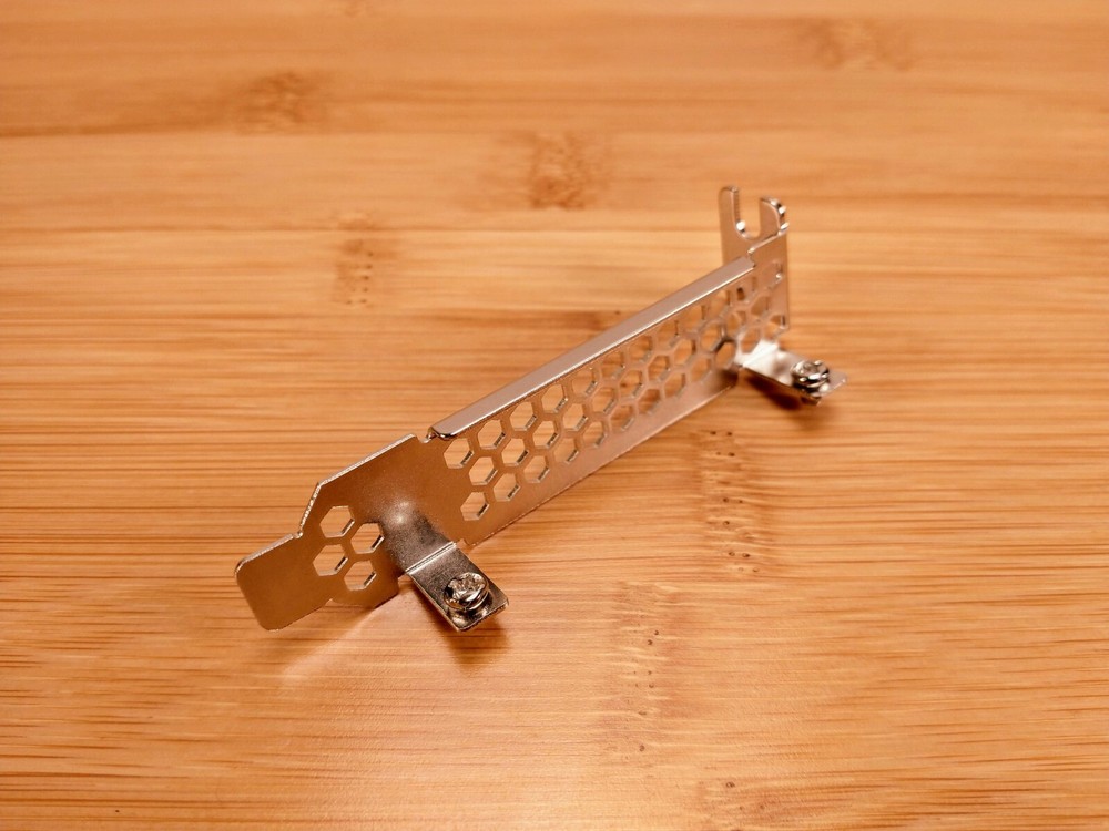 Low Profile Half Height PCI ventilated bracket for 12Gbps LSI SAS controller MD2