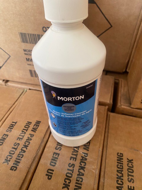 Morton MWSC Universal Water Softener Cleanser, Off-White, 16 Fl Oz (NEW)