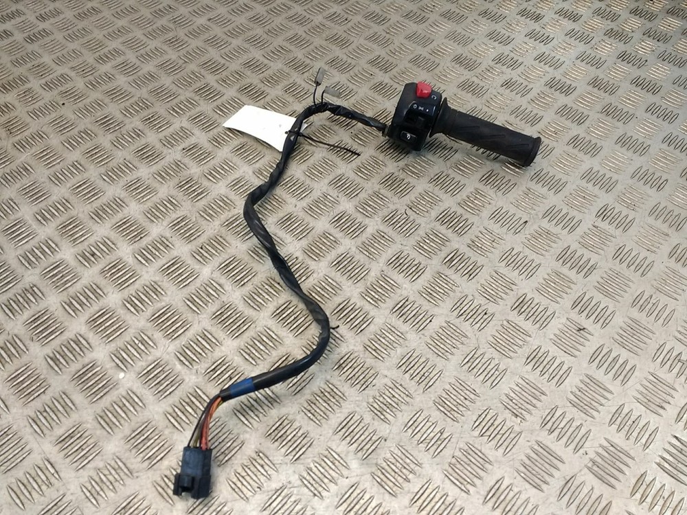 2000 SUZUKI AN250 2001 Right Hand Switch Gear