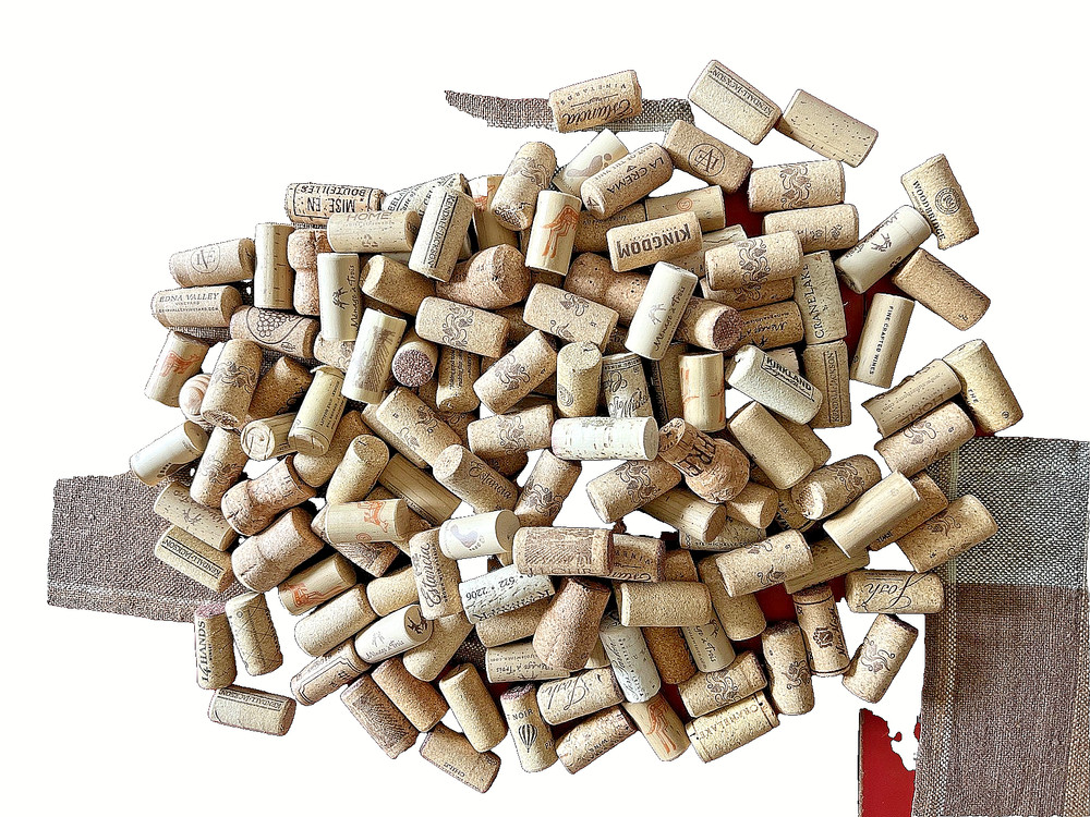2 lbs used wine corks for craft