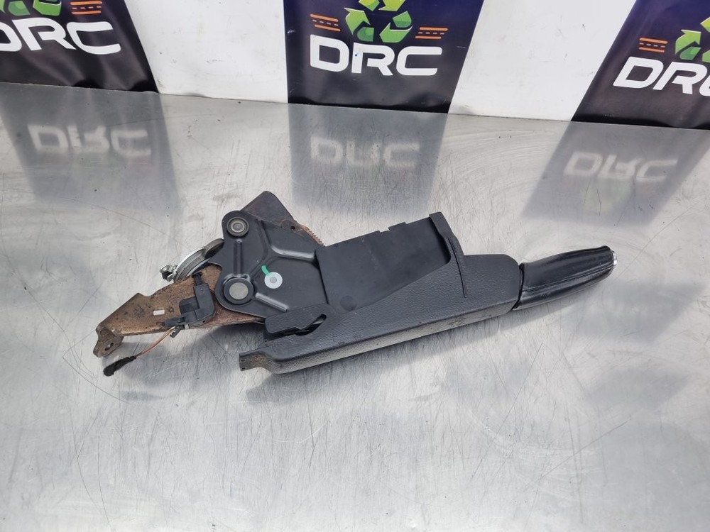 AUDI A4 B7 2004-2008 HAND BRAKE LEVER PULL