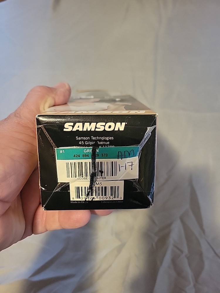 Open Box - Samson Karaoke Dynamic Microphone M5 - Cool Find! Fast Shipping!
