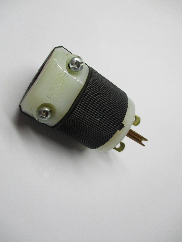 HUBBELL HBL5266CCN PLUG NSNP