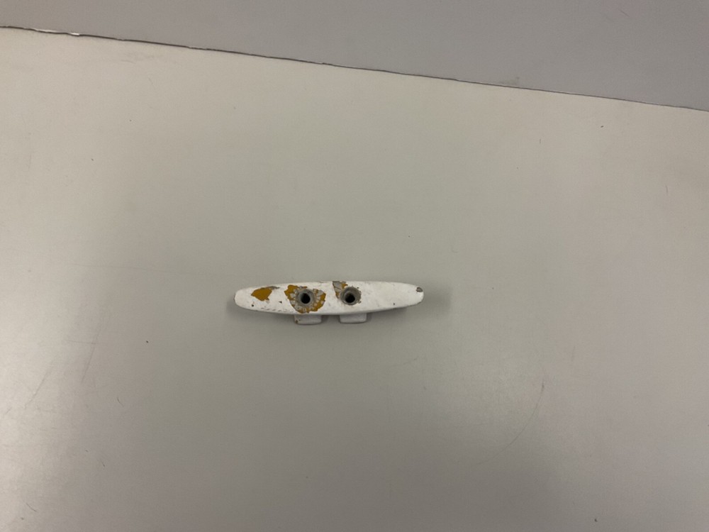 Aluminum 5"L Open Base Cleat