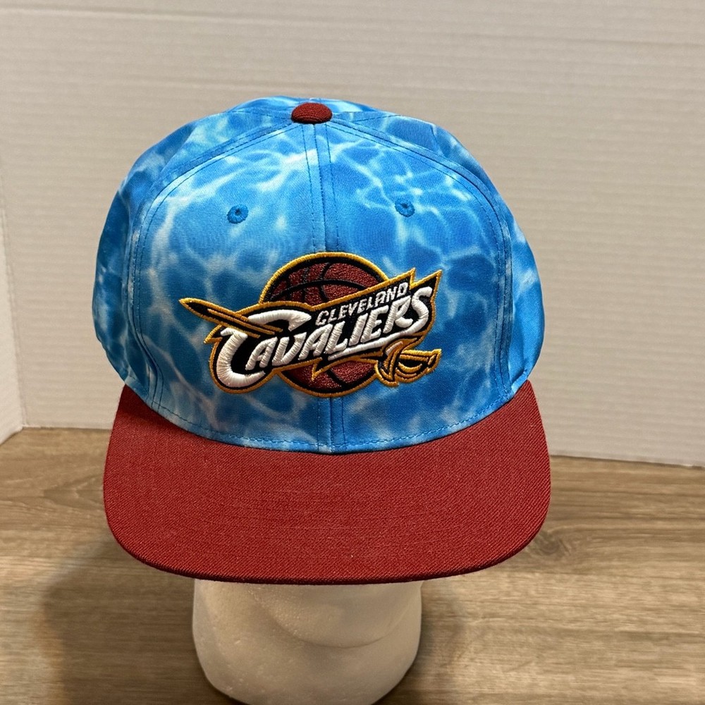 Cleveland Cavaliers Mitchell & Ness snapback hat cap