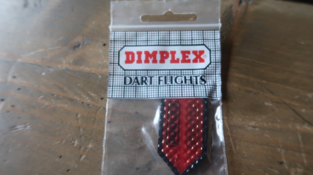 3 NEW Vintage Dart Flights DIMPLEX
