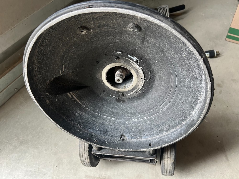 Hydramaster Model CMX-20 Rotary Carpet Extractor