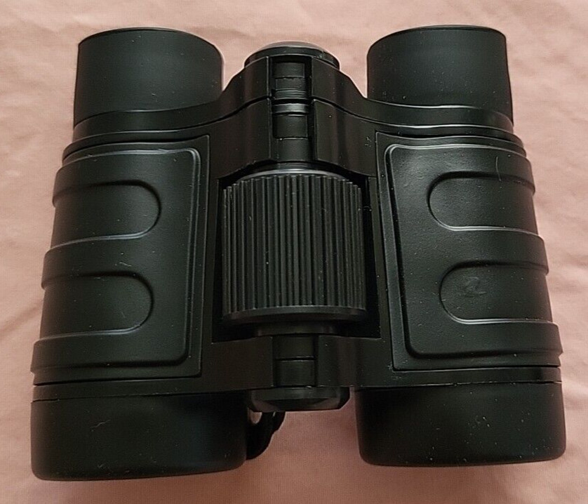 Foster Grant Binoculars New With Case