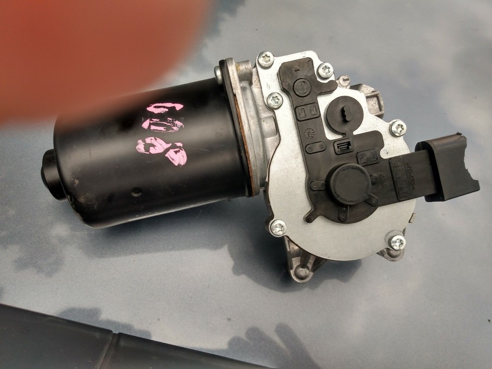 Motor De Wipers De Bmw325