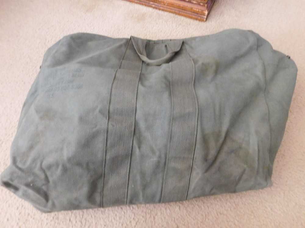 US MILITARY FLYER'S KIT BAG 1986