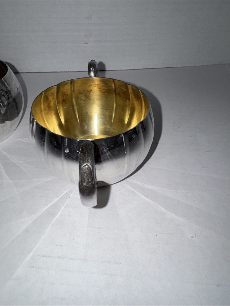 Onieda Silversmiths Sugar and Creamer Bowl Set