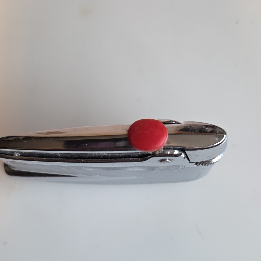 Ronson Varaflame Chromed Pocket Lighter with Case & Instructions