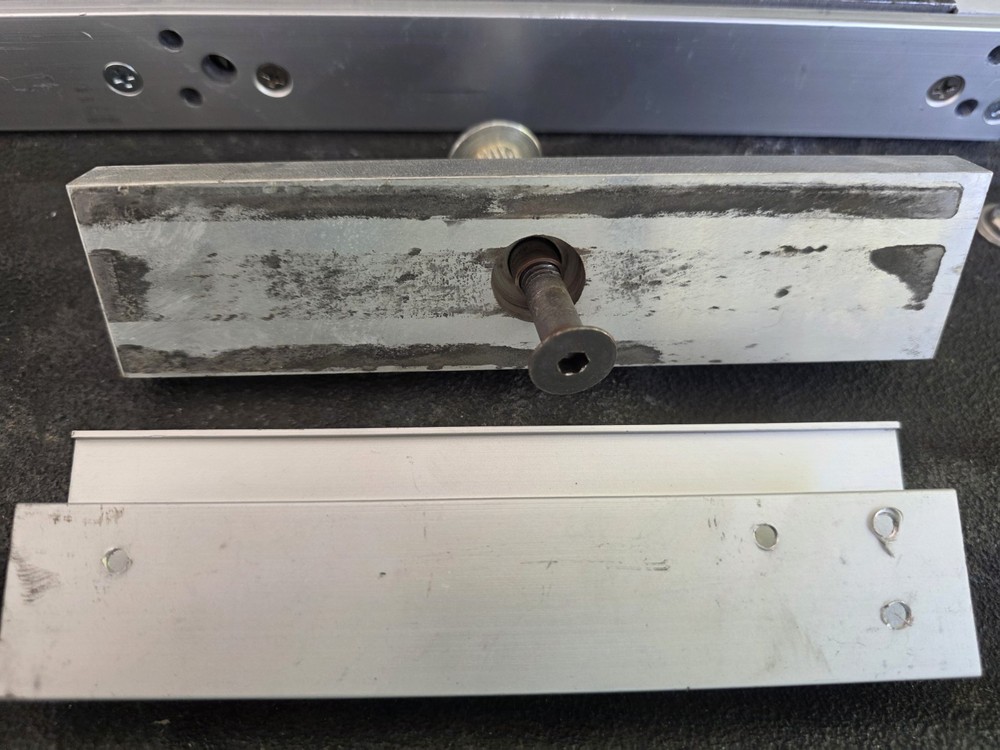 SDC 1587 Emlock 628 Finish Security Door Control Electromagnetic Lock