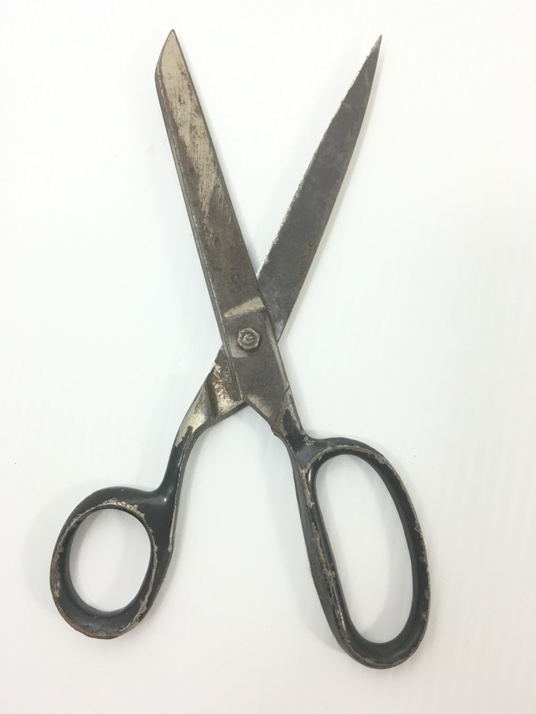 Vintage Black Handled Shears Scissors 8 inches
