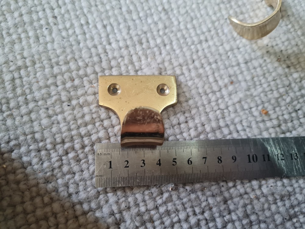 2 x Vintage Brass Sash Window handle pulls