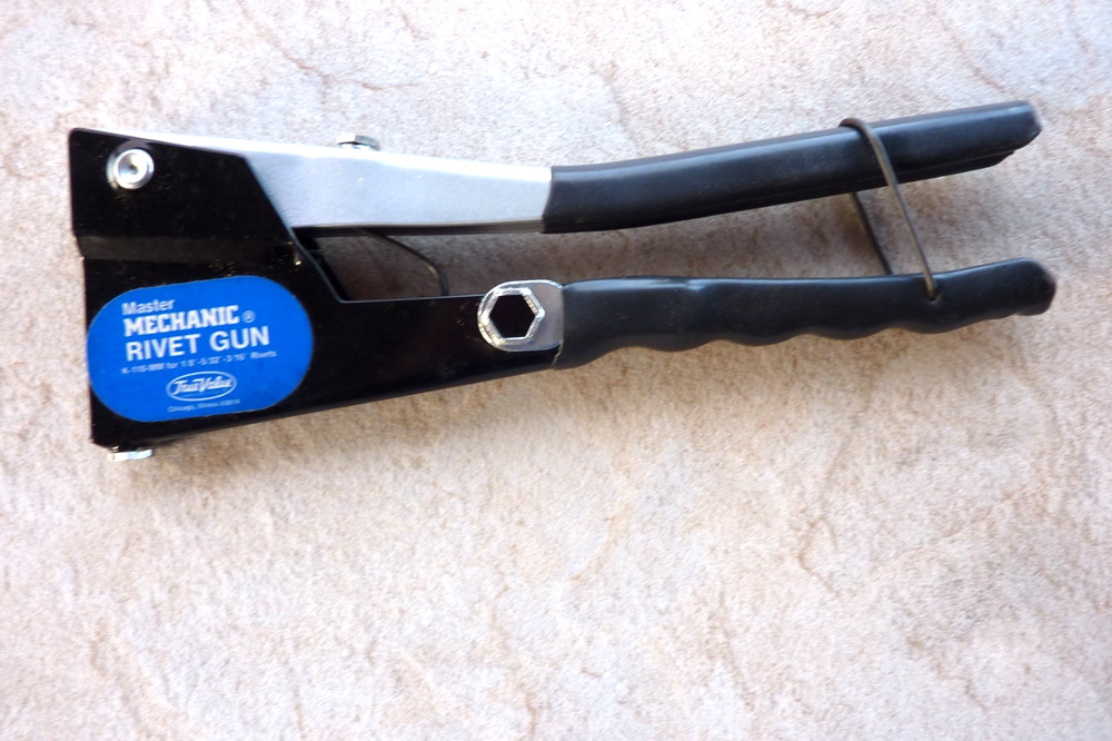MASTER MECHANIC Rivet Gun Kit MODEL NO K110-MM