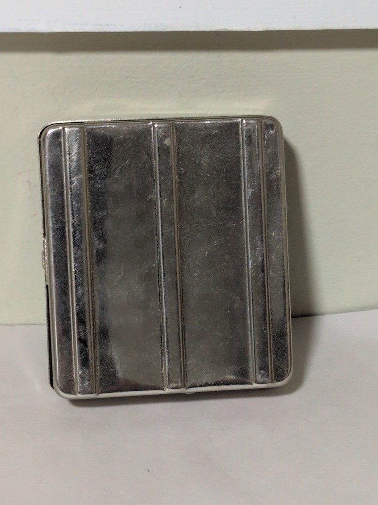 Automatic Cigarette Rolling Machine, Metal Box Cigarette Case PIRATE Skull
