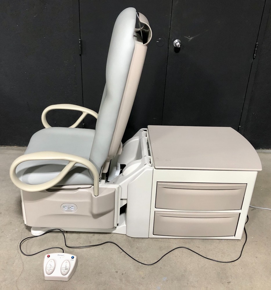 Brewer 6501 Access High-Low Exam Table