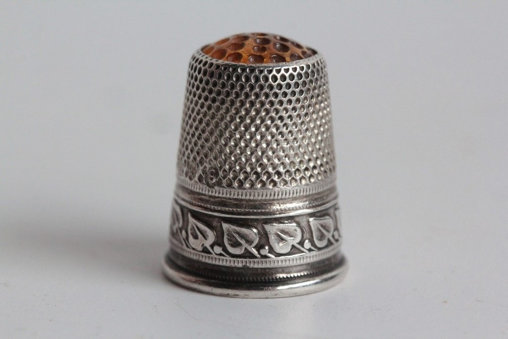 Silver thimble (75731)