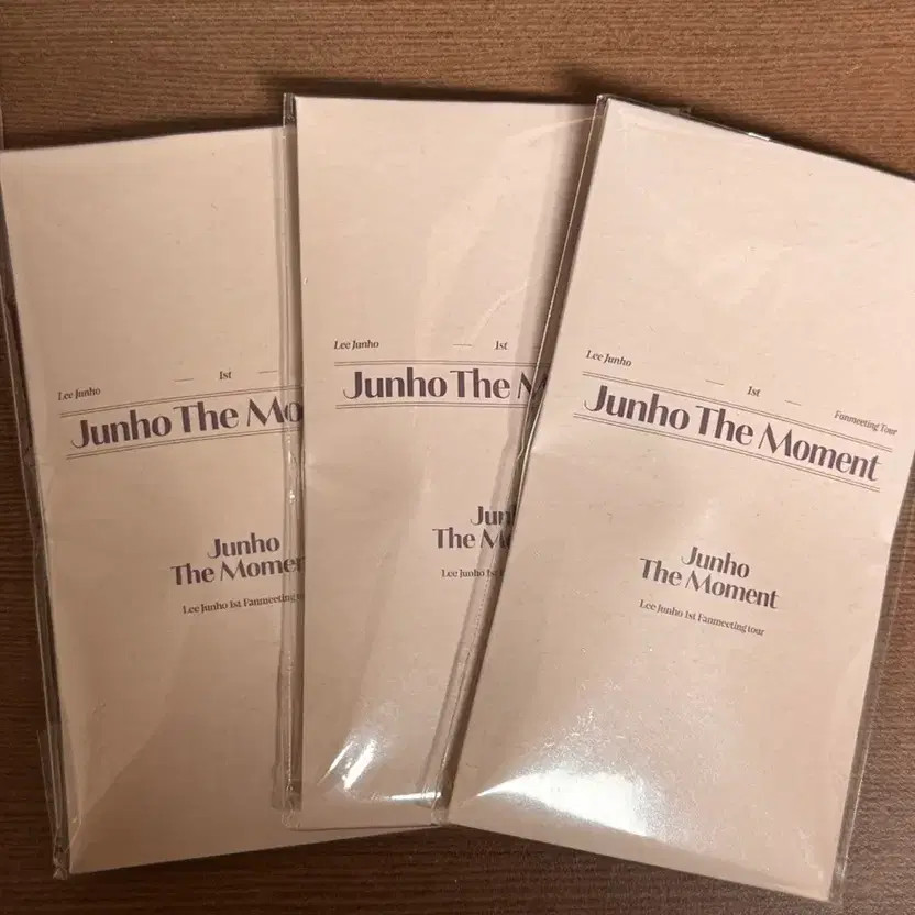 Lee Junho Junho The Moment Keyring - 3 Random Unopened Items