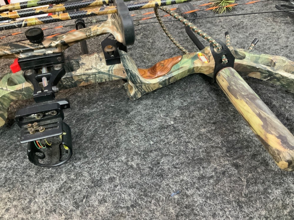 Ben Pearson Archery Bow