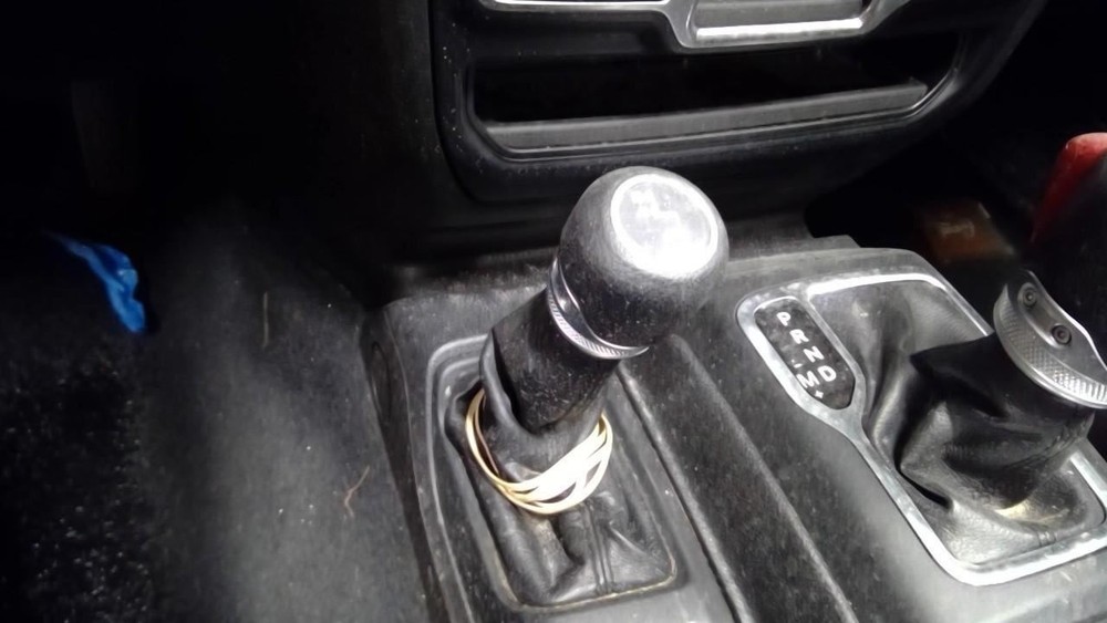 Shifter TJ        2019 Transmission Shift 5609899
