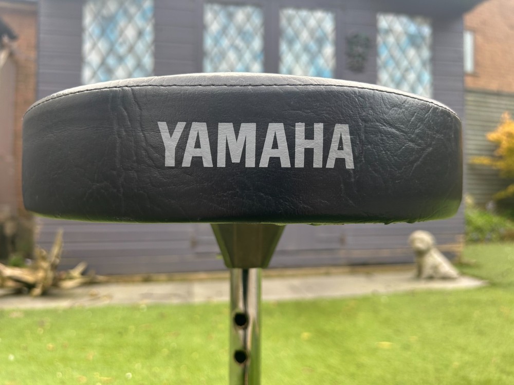 YAMAHA Drum Stool Throne / Height Adjustable / Padded Seat