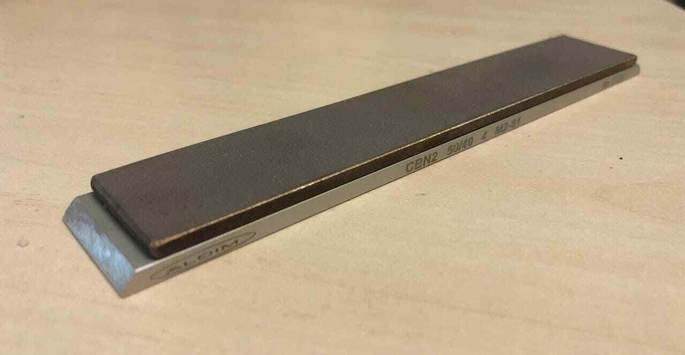 Elbor bar for sharpening 320 grit.