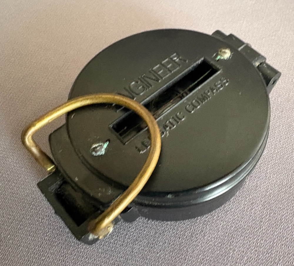 VINTAGE Bakelite ENGINEER LENSATIC COMPASS