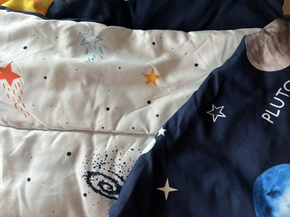 PINNKKU 4-Piece Toddler Bedding Set - Solar System