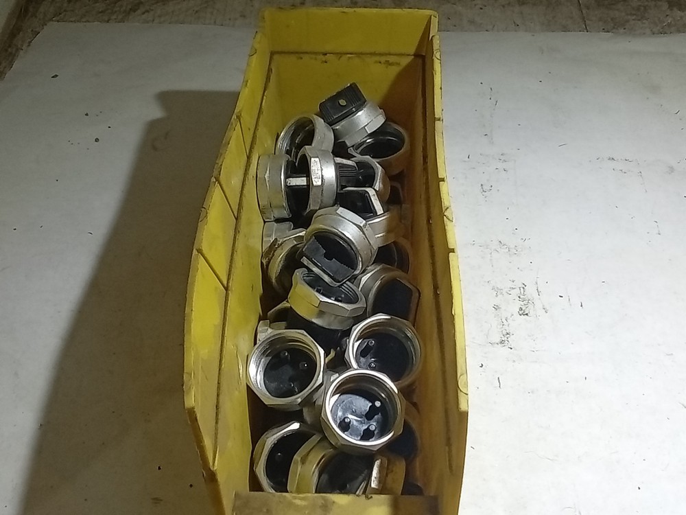 LOT OF 32 GENERIC SELECTOR SWITCH KNOBS (N1C1)