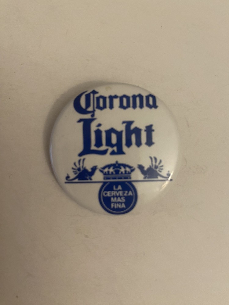 Corona Light Advertising Pin Back Button P38