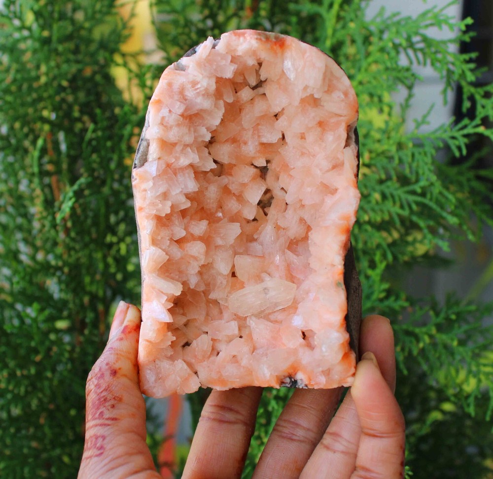 Heulandite Format On Matrix Minerals Specimen #M16