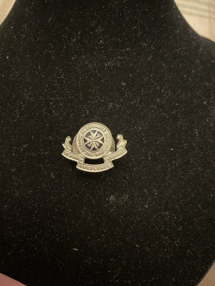 St John Ambulance Brigade. Button hole badge