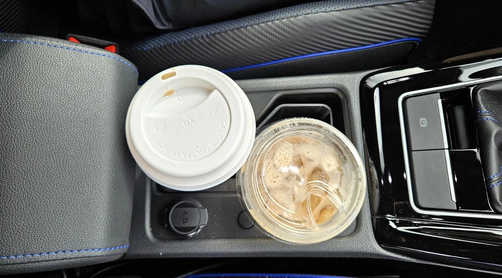 Dual Cupholder Insert for Volkswagen Golf MK8
