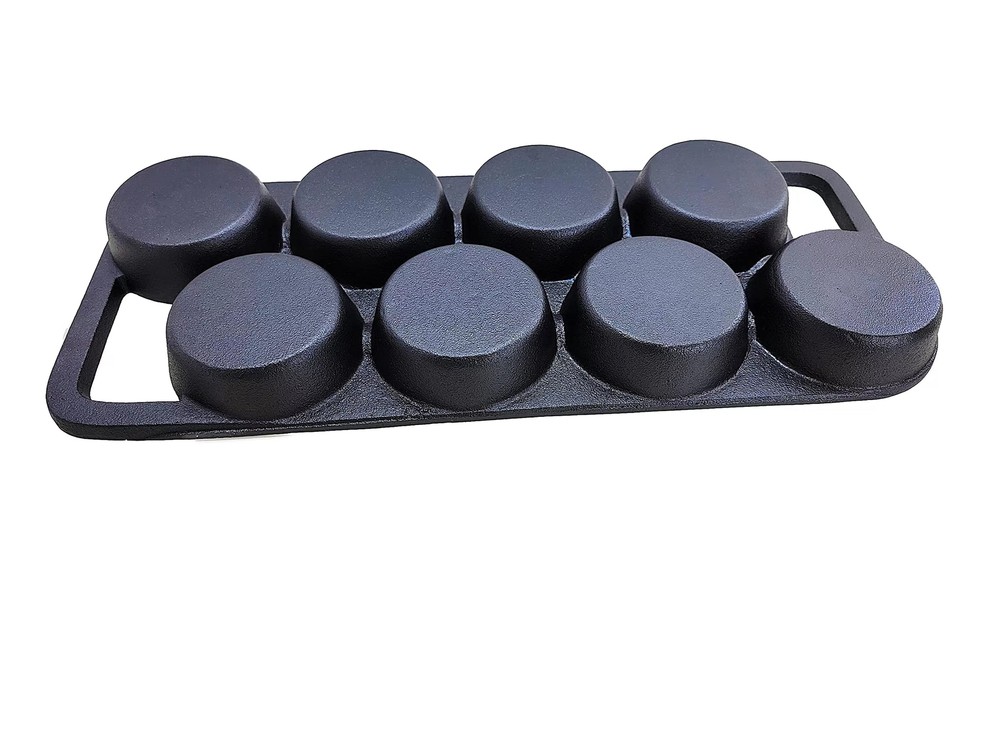 Cast Iron Cake pan with 8 Molds…