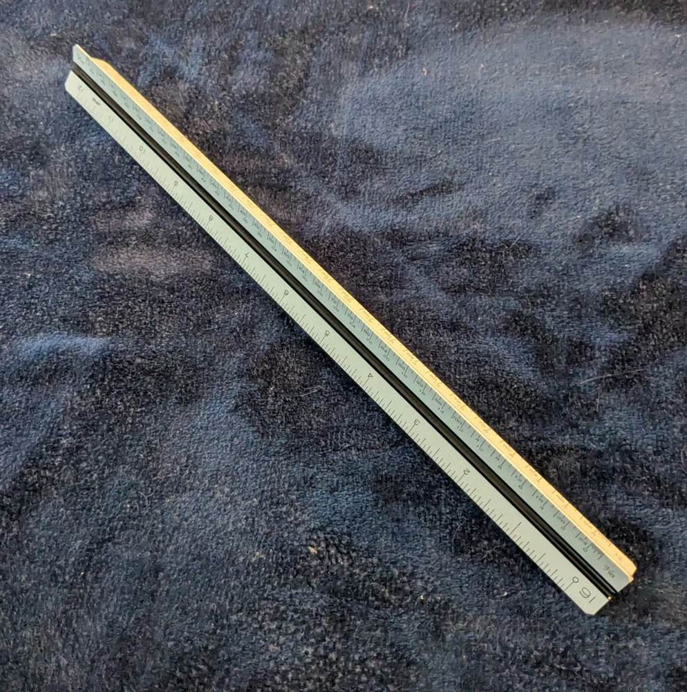 Telodyne Post 38CT-580 triangular architects scale ruler with case