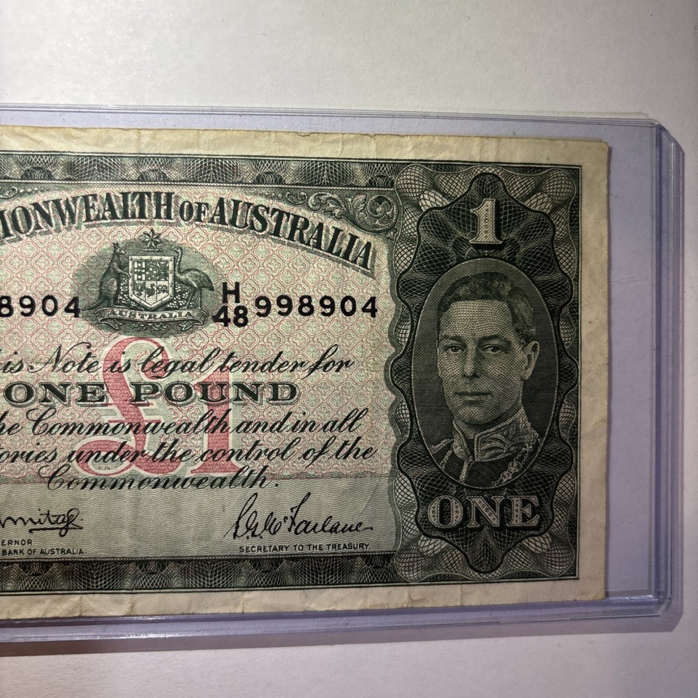 1942 COMMONWEALTH OF AUSTRALIA ONE POUND NOTE Fine Condition