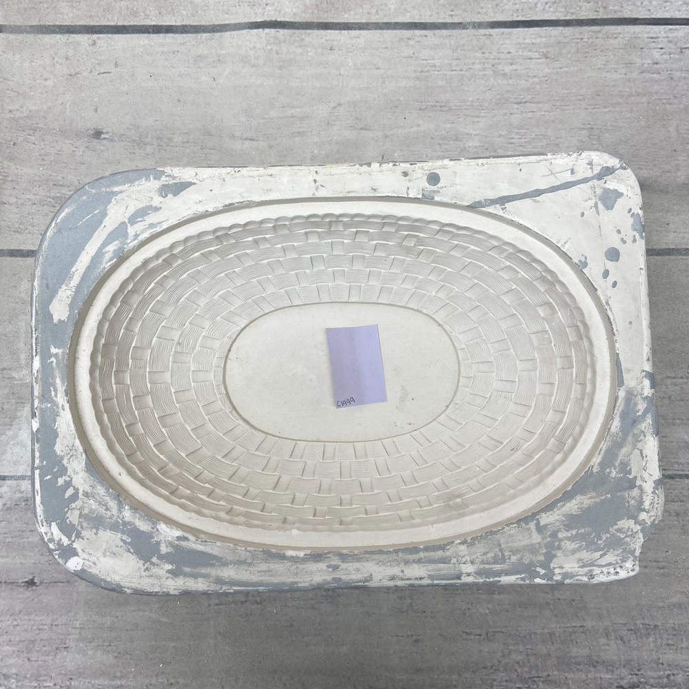 Vintage Unbranded Ceramic Casting Mold Basket Base Open Pour #147A
