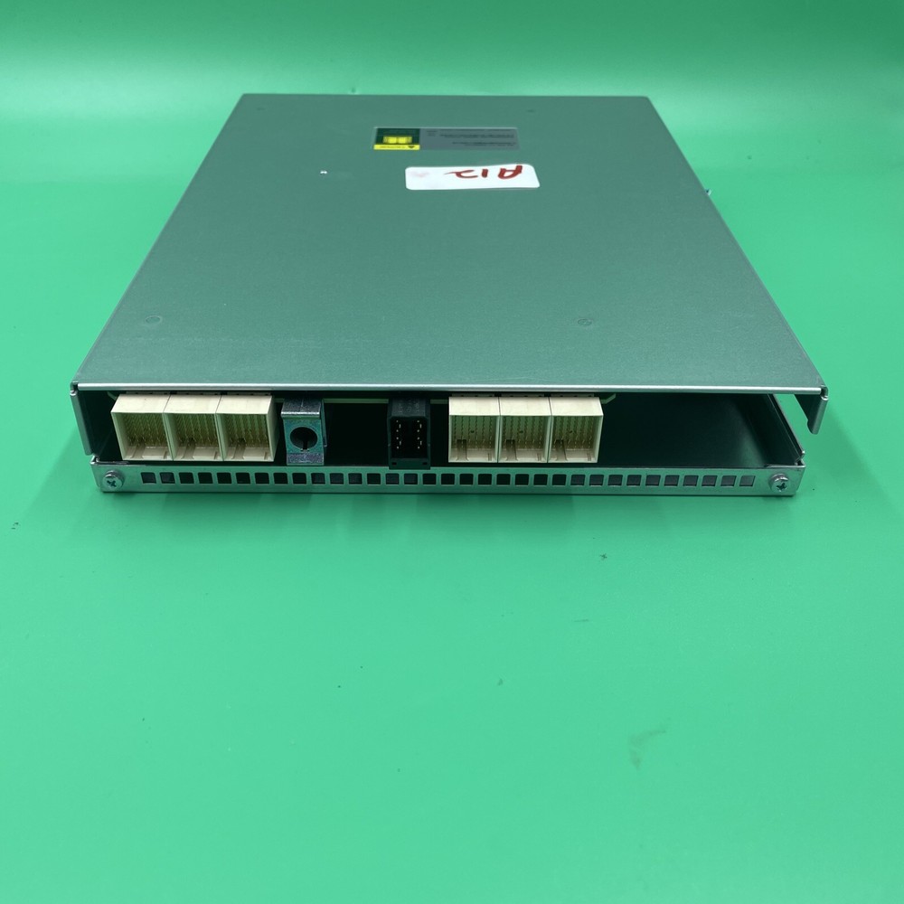 NetApp IOM12 SAS 12Gbps Storage Controller 111-02850+C3