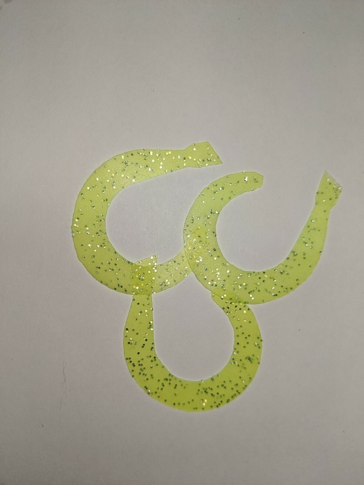 Wapsi Large Chartreuse Fly Tails 50 Each Bulk Pack