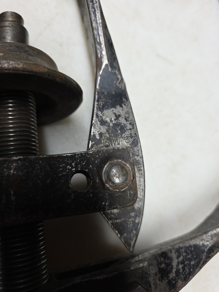 blue point tools Gear Bearing Pulling Large
