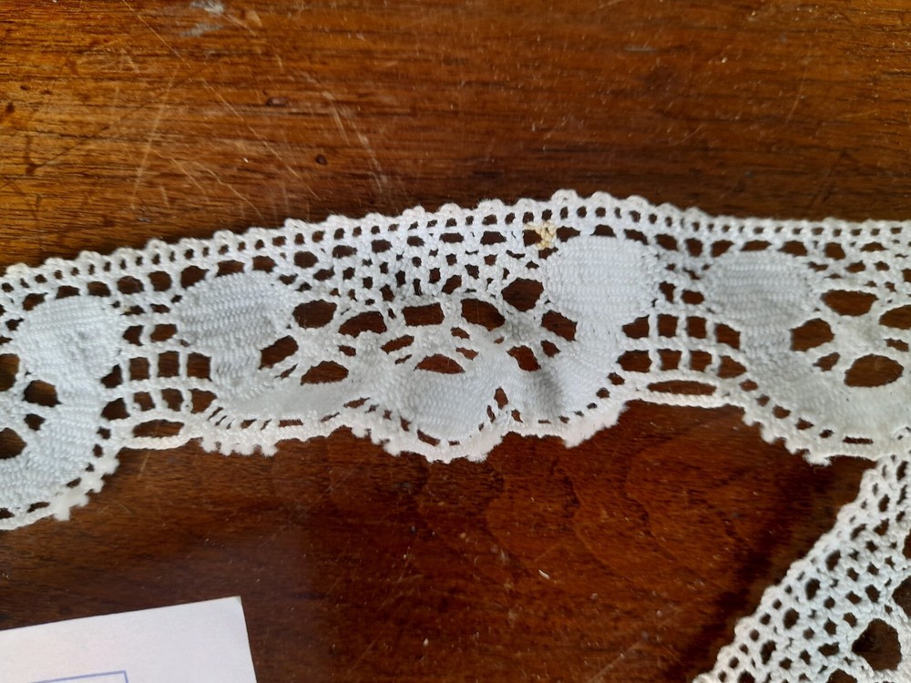 VINTAGE crochet strip