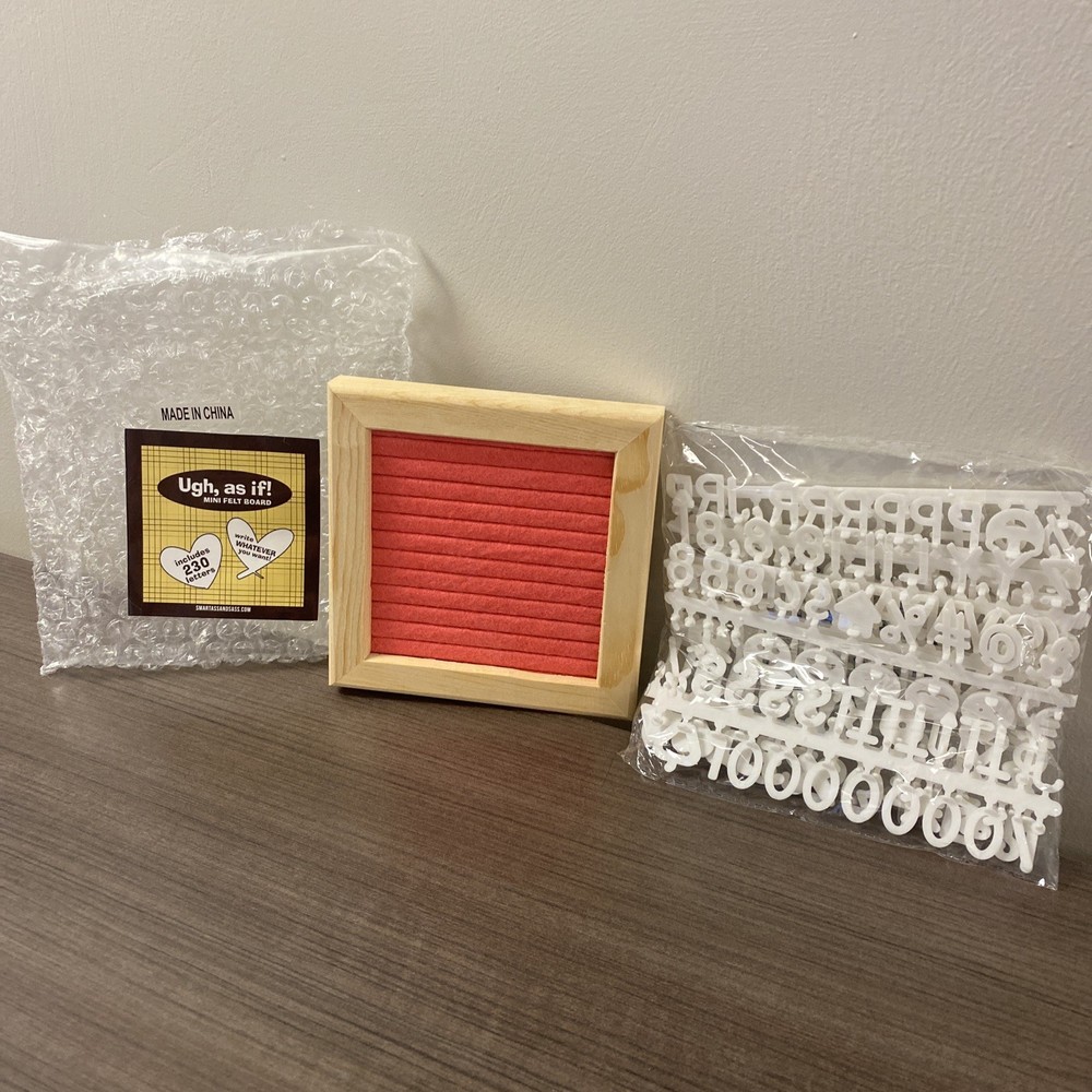 NIP Smartass & Sass "Ugh, As If!" Mini Felt Board Includes 230 Letters