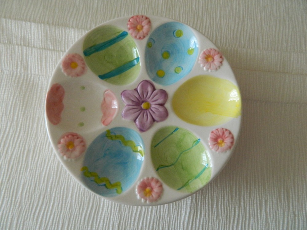 CERAMIC Easter 6 Egg Plate Round Hand Painted Floral Easter Eggs Pattern Platter